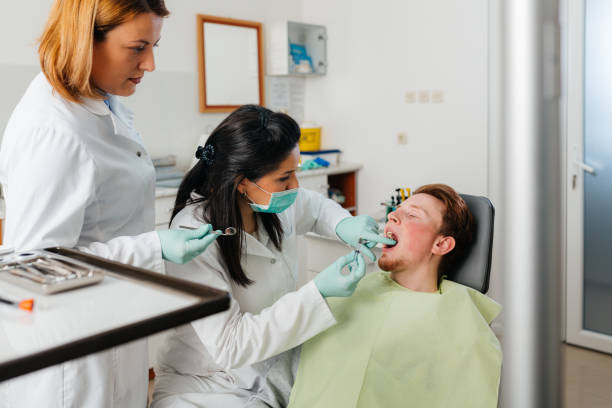 Best Emergency Tooth Extraction in West Liberty, KY